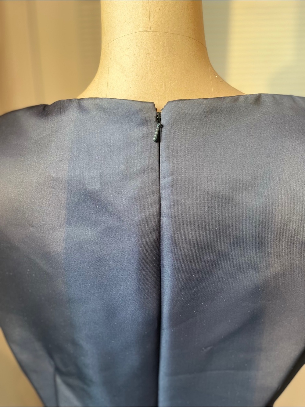 Theia Teal and Black Colorblock Midi Dress - Picture 5 of 7